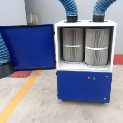 Extractor di fumo di saldatura a doppio braccio 3kw per un ambiente di lavoro più pulito e sano