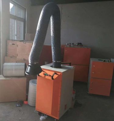 Voltaggio 380 V o estrattore di fumo di saldatura a braccio singolo di aspirazione su misura con progetto